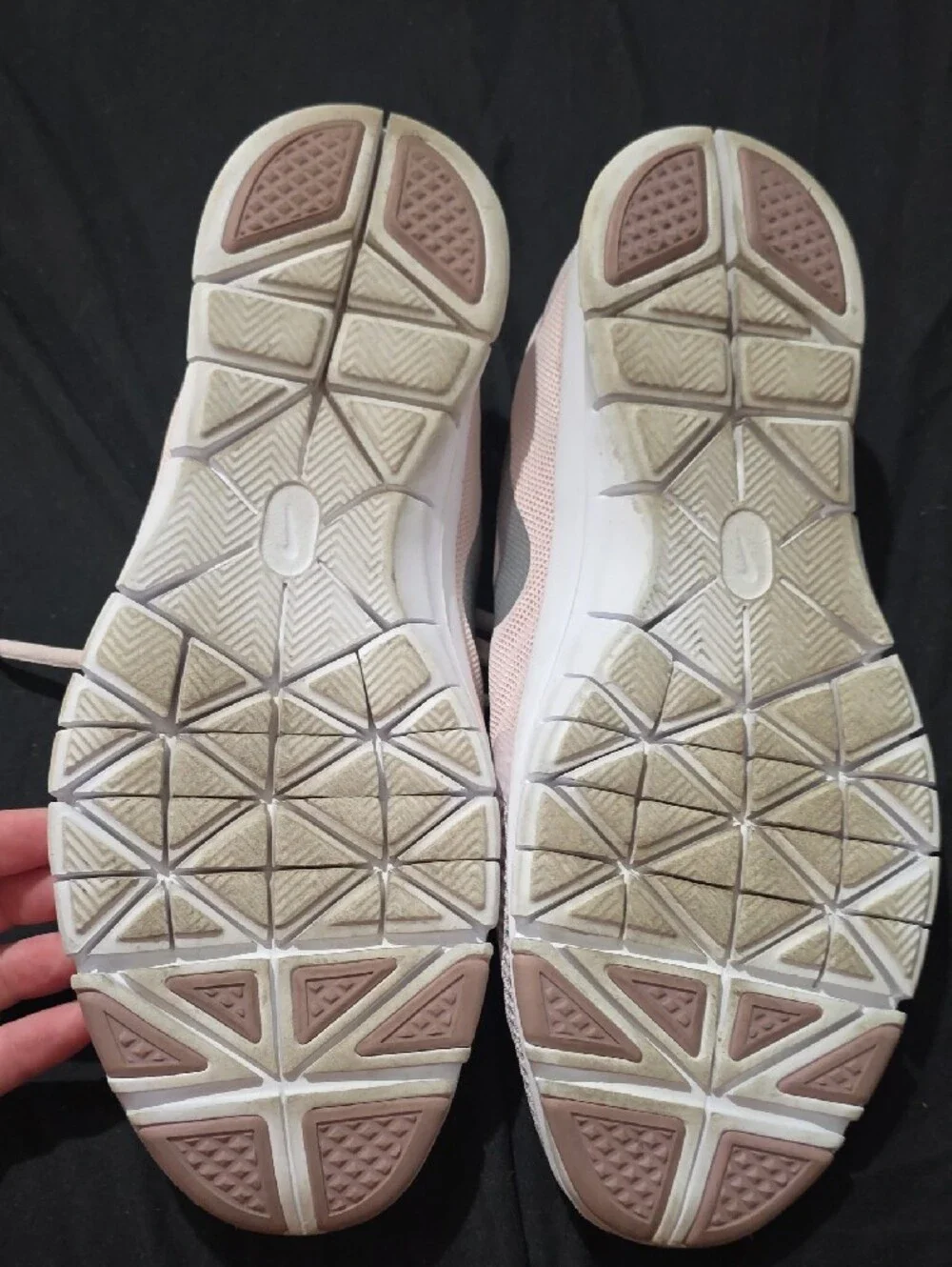 Nike light pale